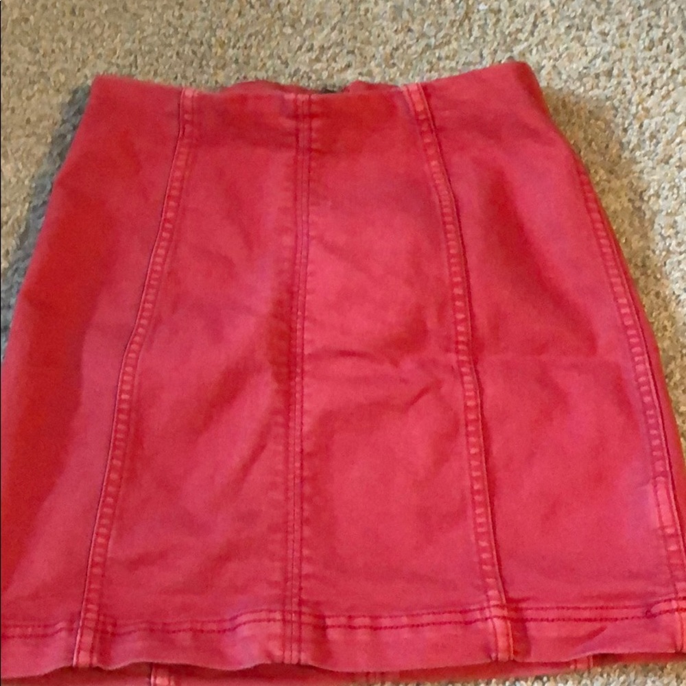 red fitted skirt